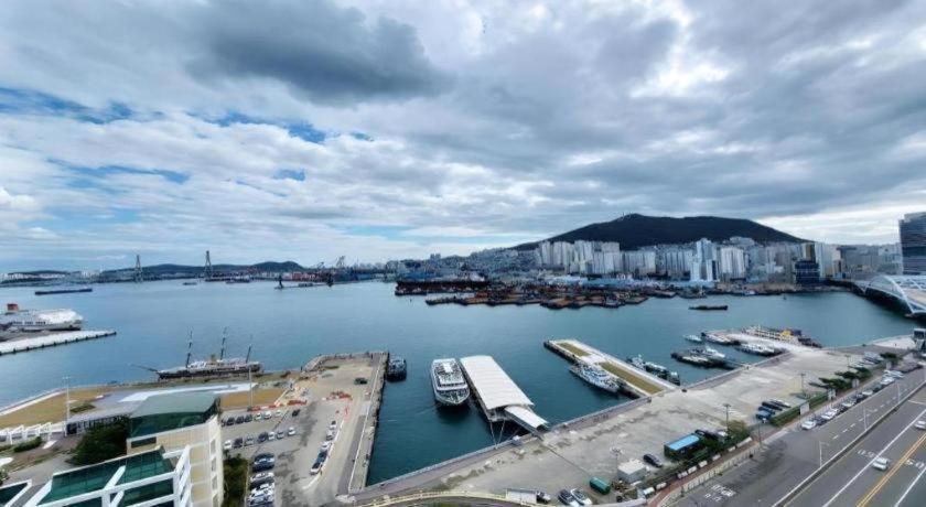Busan Connect Ocean Hotel Екстер'єр фото